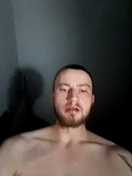 wariacik0024 online show from 11/22/25, 01:59