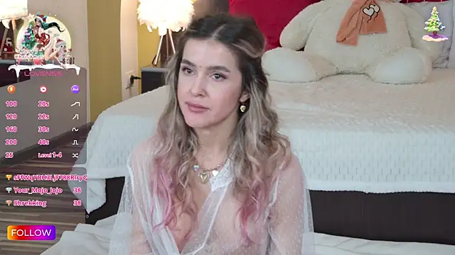 Snapshot of Sarah-Hart chatting on 12/30/24, 11:48 Sarah-Hart online show from 12/30/24, 11:48