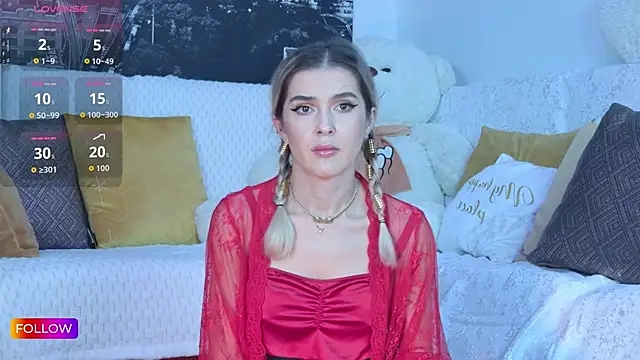 Snapshot of Sarah-Hart chatting on 11/29/25, 12:52 Sarah-Hart online show from 11/29/25, 12:52