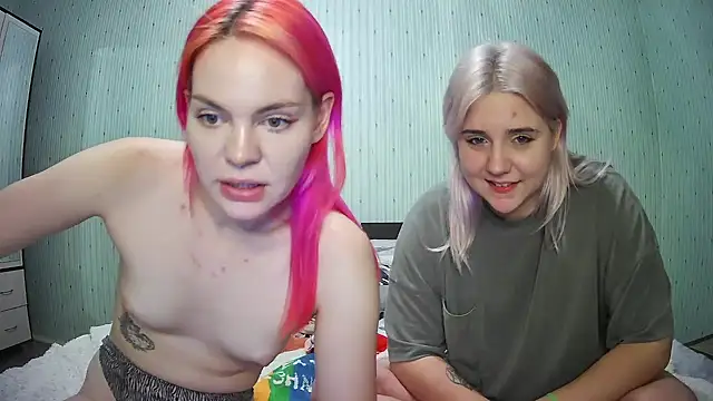 ChrisGirls online show from 12/26/24, 02:16