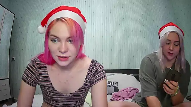 ChrisGirls online show from 12/30/24, 10:21