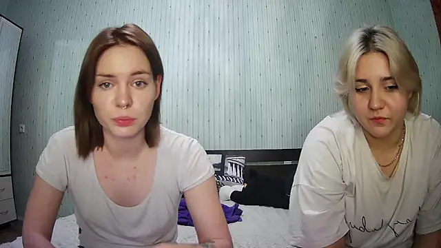 ChrisGirls online show from 01/28/25, 04:08