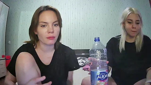 ChrisGirls online show from 02/18/25, 01:33