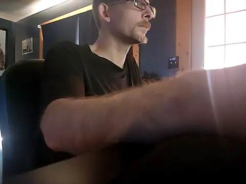 Snapshot of MysteriousFire23 chatting on 03/20/25, 09:46 MysteriousFire23 online show from 03/20/25, 09:46