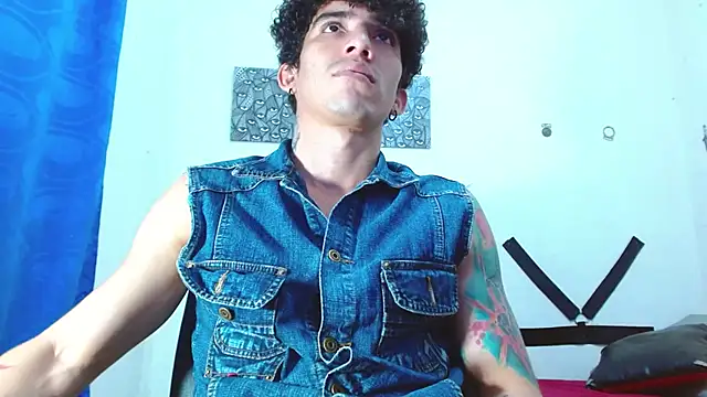 targuerian22 online show from 12/23/24, 04:55