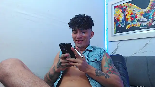 targuerian22 online show from 01/14/26, 01:55