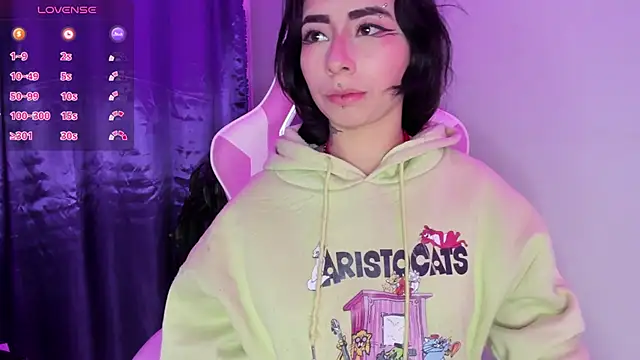 hanna  azumi online show from 01/24/25, 08:55