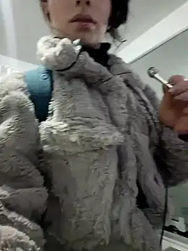 hanna  azumi online show from 02/16/25, 01:58