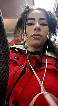 hanna  azumi online show from 03/01/25, 03:32