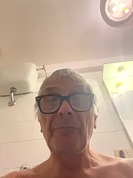 4n4l1zz4m1 online show from 01/09/26, 04:32