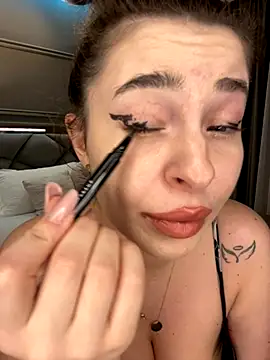 Snapshot of GraceCarther chatting on 10/09/25, 05:33 GraceCarther online show from 10/09/25, 05:33