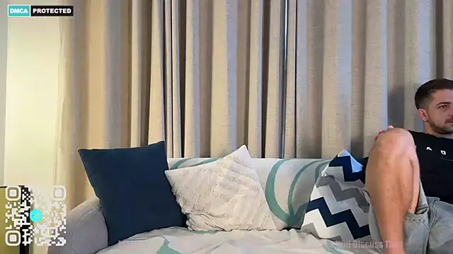 Snapshot of Flying-Dutchmana chatting on 09/11/25, 04:56 Flying-Dutchmana online show from 09/11/25, 04:56