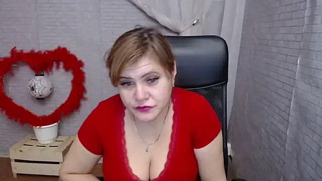 DaniellaKiss online show from 02/06/25, 08:45