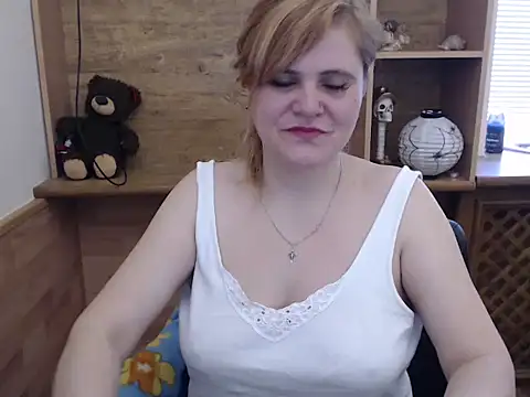 DaniellaKiss online show from 04/04/26, 09:18