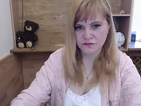 DaniellaKiss online show from 04/05/26, 09:06