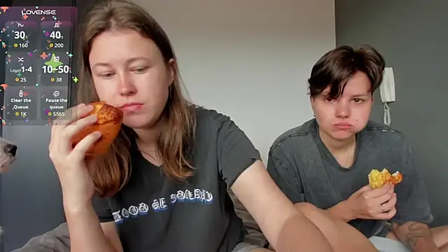 jessica tenderly online show from 10/03/25, 03:42