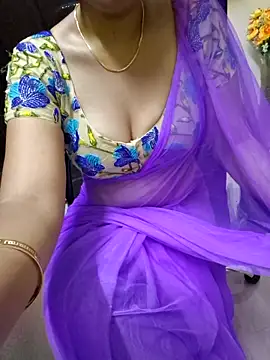 Snapshot of Roja-Telugu777 chatting on 03/06/25, 09:58 Roja-Telugu777 online show from 03/06/25, 09:58