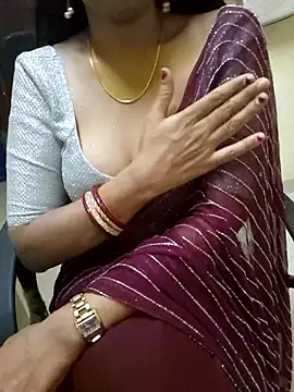 Snapshot of Roja-Telugu777 chatting on 03/13/25, 09:54 Roja-Telugu777 online show from 03/13/25, 09:54