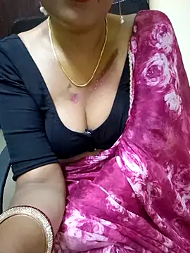 Snapshot of Roja-Telugu777 chatting on 03/14/25, 01:46 Roja-Telugu777 online show from 03/14/25, 01:46