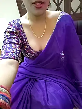 Snapshot of Roja-Telugu777 chatting on 10/07/25, 01:58 Roja-Telugu777 online show from 10/07/25, 01:58