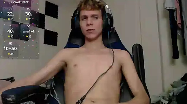 bryamado69 online show from 03/10/25, 06:49