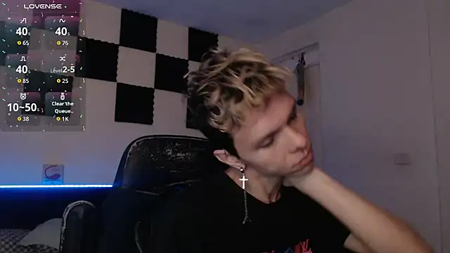 bryamado69 online show from 09/18/25, 02:13