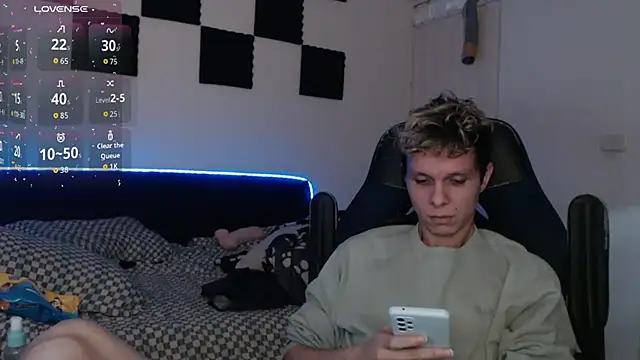 bryamado69 online show from 10/09/25, 11:08