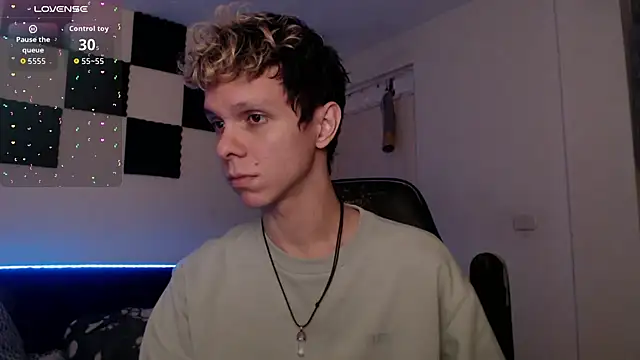 bryamado69 online show from 10/10/25, 01:04