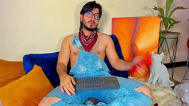 Snapshot of Ackerman_Eren_ chatting on 03/16/25, 11:38 Ackerman Eren  online show from 03/16/25, 11:38