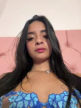 Laura fernandezII online show from 02/25/25, 03:52