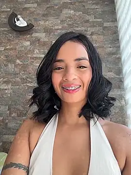 Laura fernandezII online show from 03/04/26, 03:29