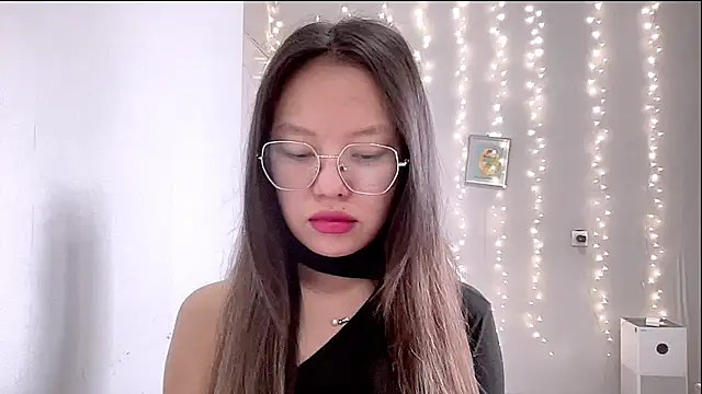 Risalynn online show from 03/05/25, 03:18