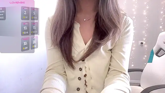 Risalynn online show from 03/18/25, 07:52