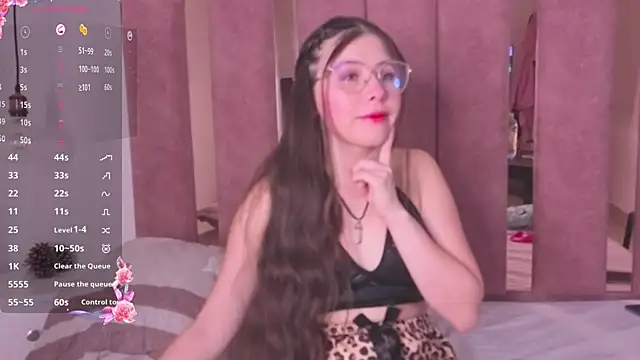 sweetniite online show from 07/28/26, 04:08