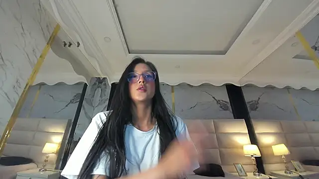 Princess Violett online show from 09/11/25, 02:39