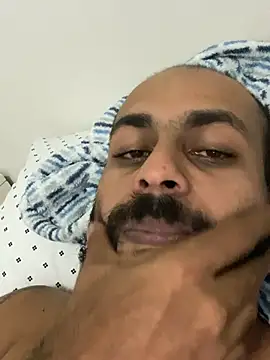 islandvybee55 online show from 02/12/25, 05:26