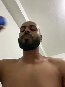 islandvybee55 online show from 03/03/25, 12:59