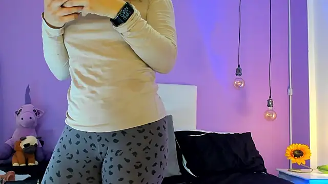 Charlotte11-11 online show from 10/11/25, 02:26