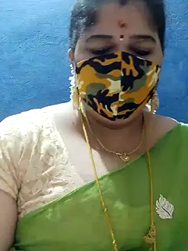 Snapshot of tamilthanushri chatting on 01/31/25, 05:10 tamilthanushri online show from 01/31/25, 05:10