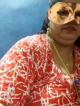 Snapshot of tamilthanushri chatting on 02/04/25, 07:33 tamilthanushri online show from 02/04/25, 07:33