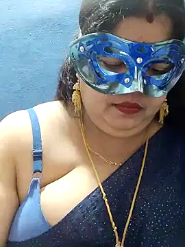 Snapshot of tamilthanushri chatting on 02/08/25, 12:17 tamilthanushri online show from 02/08/25, 12:17