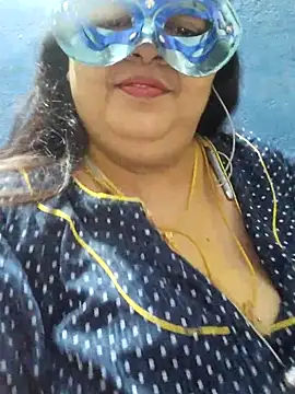Snapshot of tamilthanushri chatting on 02/20/25, 09:33 tamilthanushri online show from 02/20/25, 09:33