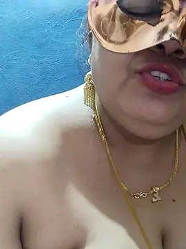 Snapshot of tamilthanushri chatting on 02/23/25, 02:46 tamilthanushri online show from 02/23/25, 02:46