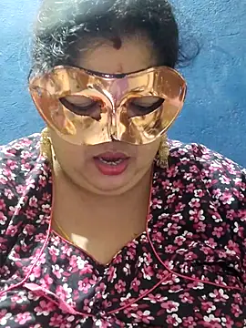 Snapshot of tamilthanushri chatting on 03/09/25, 11:14 tamilthanushri online show from 03/09/25, 11:14