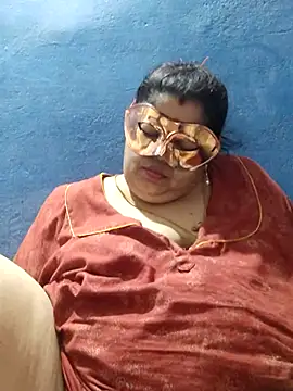 Snapshot of tamilthanushri chatting on 03/20/25, 09:46 tamilthanushri online show from 03/20/25, 09:46