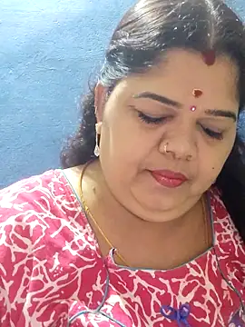 Snapshot of tamilthanushri chatting on 03/23/25, 07:09 tamilthanushri online show from 03/23/25, 07:09