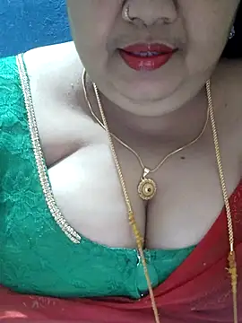 Snapshot of tamilthanushri chatting on 09/26/25, 07:12 tamilthanushri online show from 09/26/25, 07:12