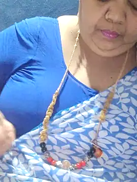 Snapshot of tamilthanushri chatting on 04/23/26, 07:20 tamilthanushri online show from 04/23/26, 07:20