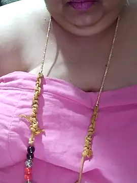 Snapshot of tamilthanushri chatting on 05/03/26, 06:47 tamilthanushri online show from 05/03/26, 06:47