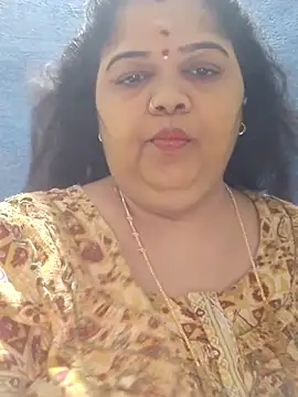 Snapshot of tamilthanushri chatting on 05/19/26, 06:20 tamilthanushri online show from 05/19/26, 06:20